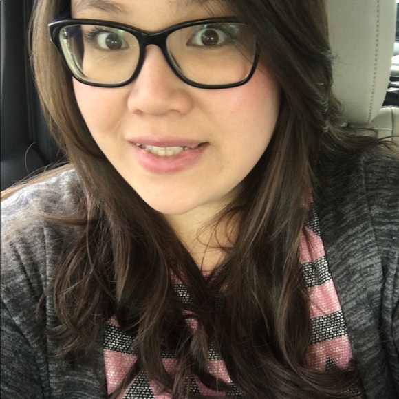 Meet your Posher, Gladys - Picture 1 of 1